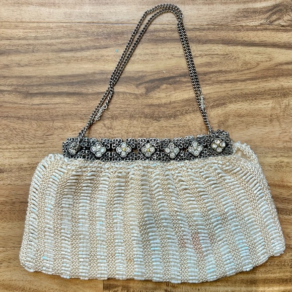 Clara Kasavina - Handmade Beaded Formal Evening Bag - Picture 3 of 3